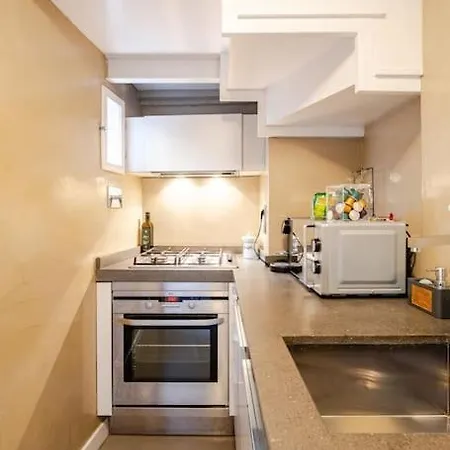 Apartment Maison Campo De Fiori Rome